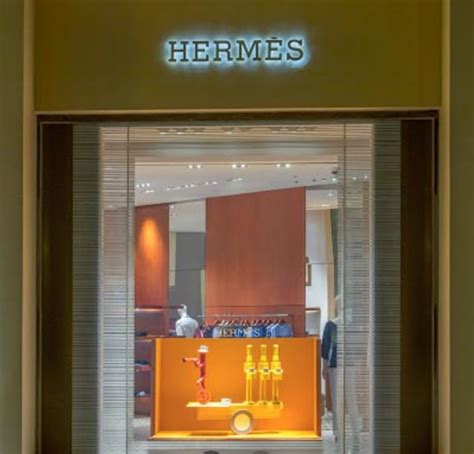 hermes qatar online.